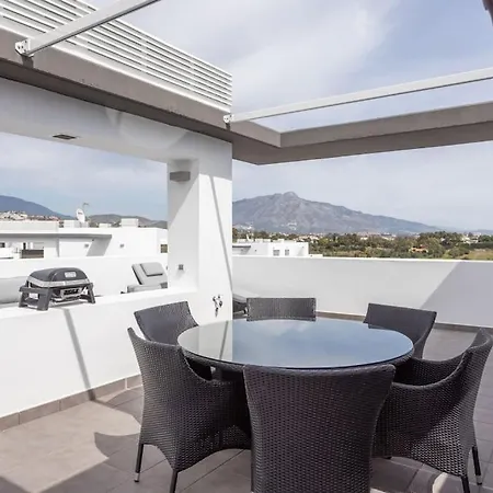New Penthouse In Marbella 아파트 *