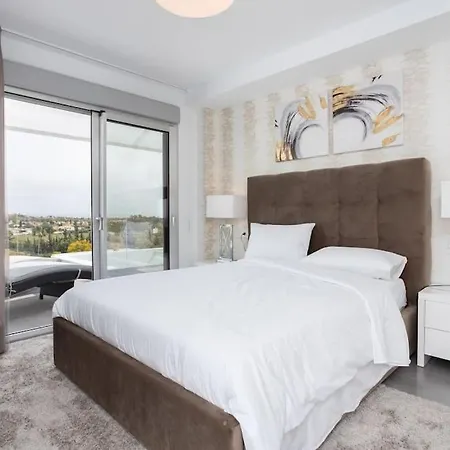 Apartment New Penthouse In Marbella