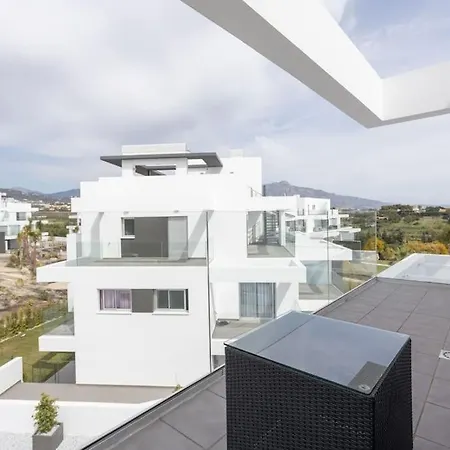 Apartment New Penthouse In Marbella